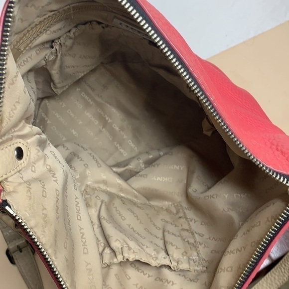 DKNY Tribeca HOBO BAG - Picture 7 of 9